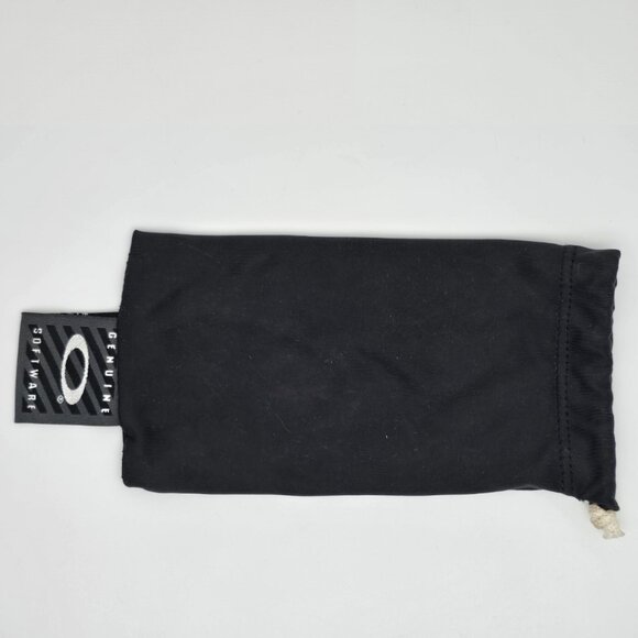 *SOLD* Oakley 03-474 Gascan White Frame Black Iridium Lens Sunglasses w/ Case - Picture 15 of 16